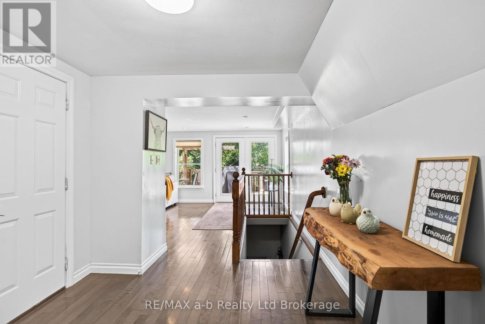 269 FERNCREST ROAD - 13
