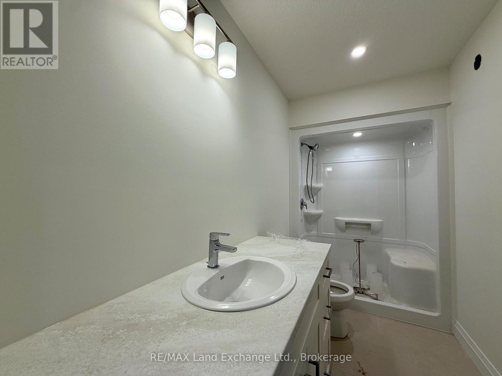 615 HILKER STREET - Image 5