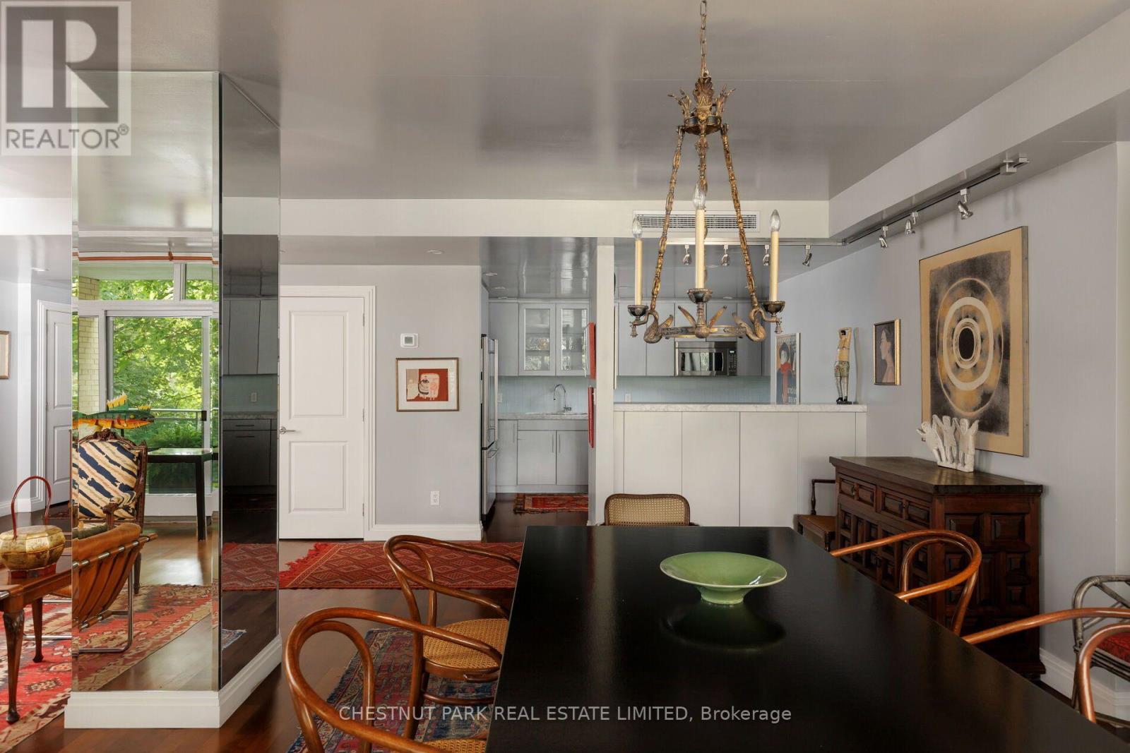 #322 1 BENVENUTO PLACE - 21