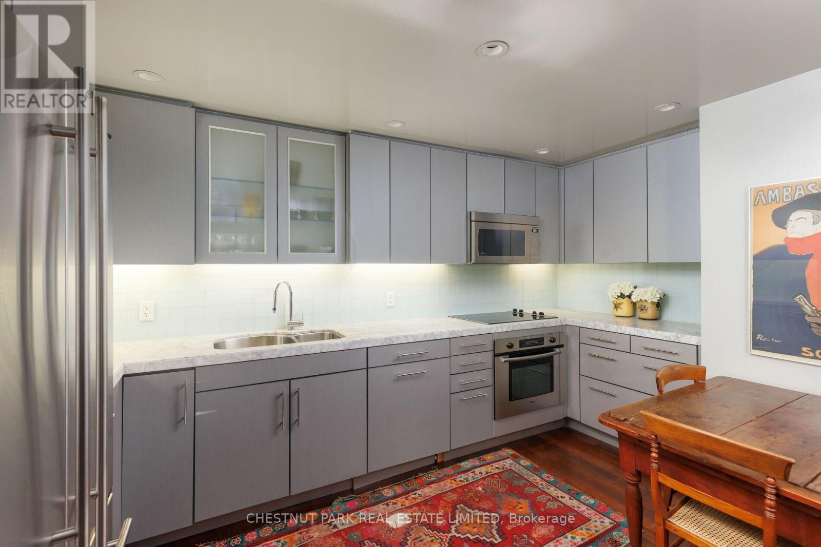 #322 1 BENVENUTO PLACE - 23