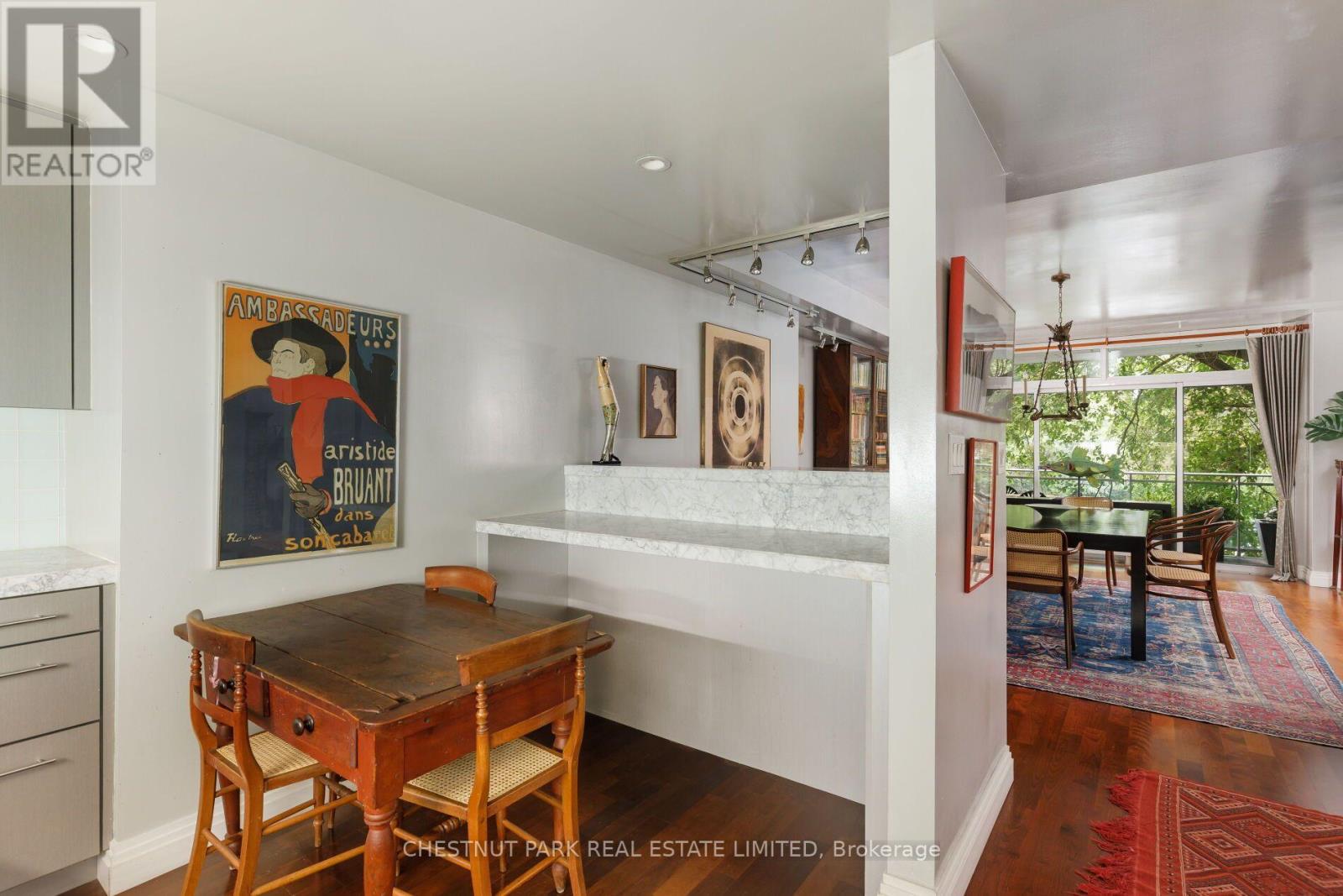 #322 1 BENVENUTO PLACE - 27