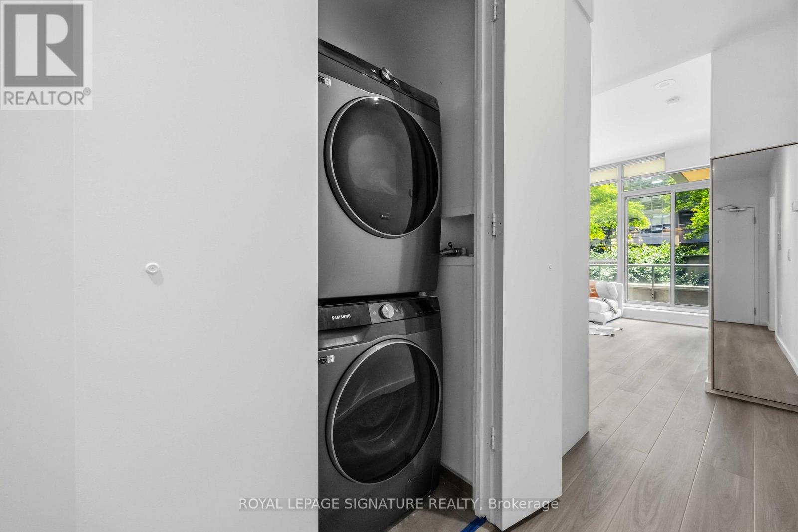 #202 8 CHARLOTTE STREET - Image 25