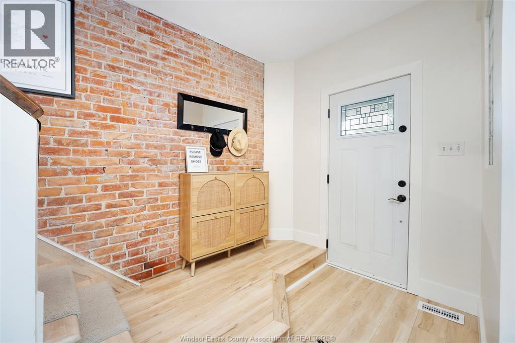 1092 MONMOUTH - 5