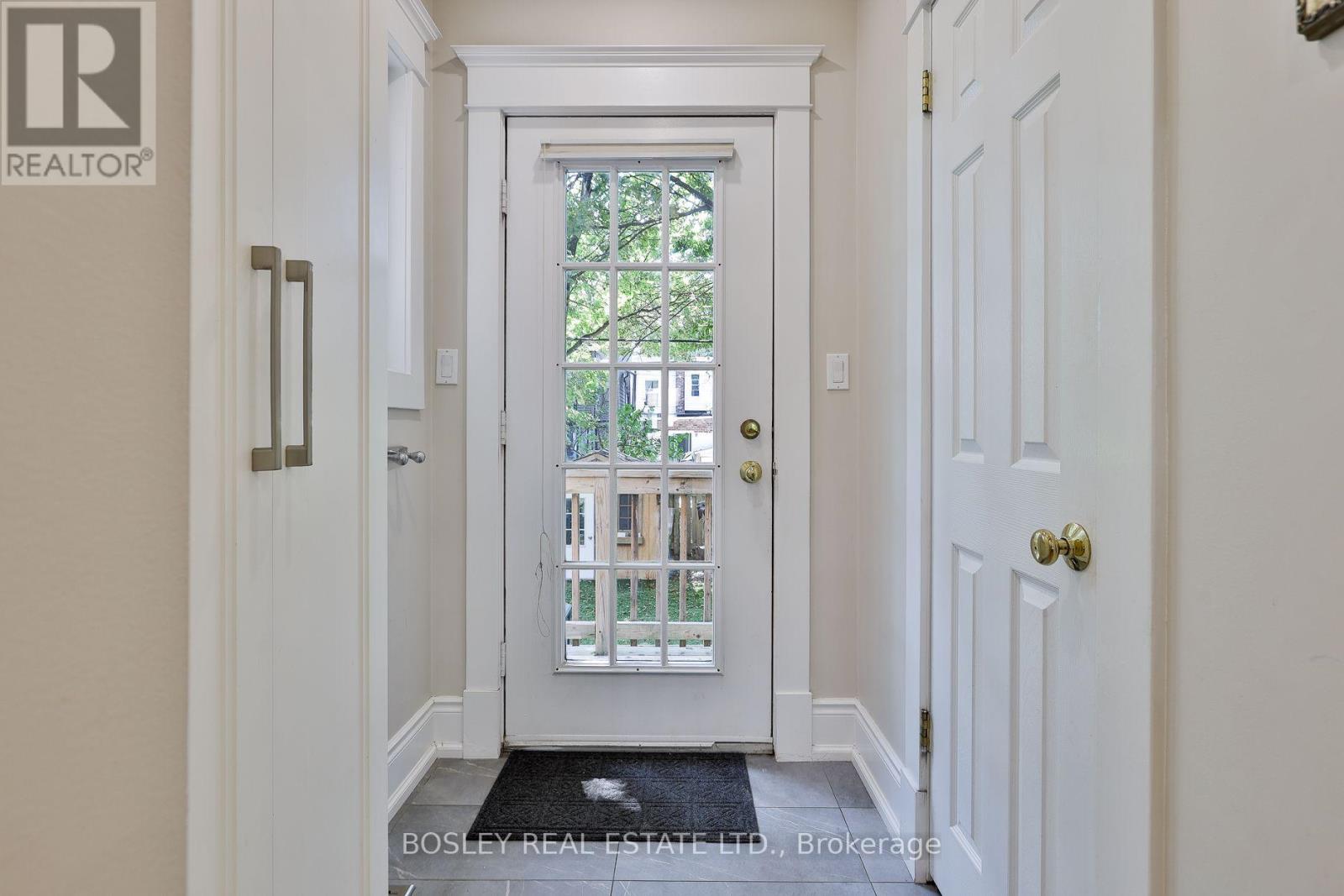 27 MOUNTNOEL AVENUE - 19