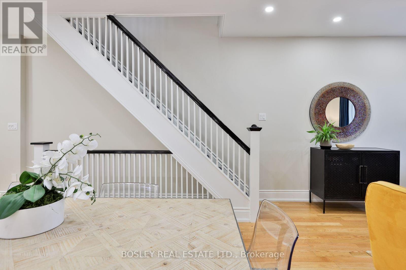 27 MOUNTNOEL AVENUE - 21