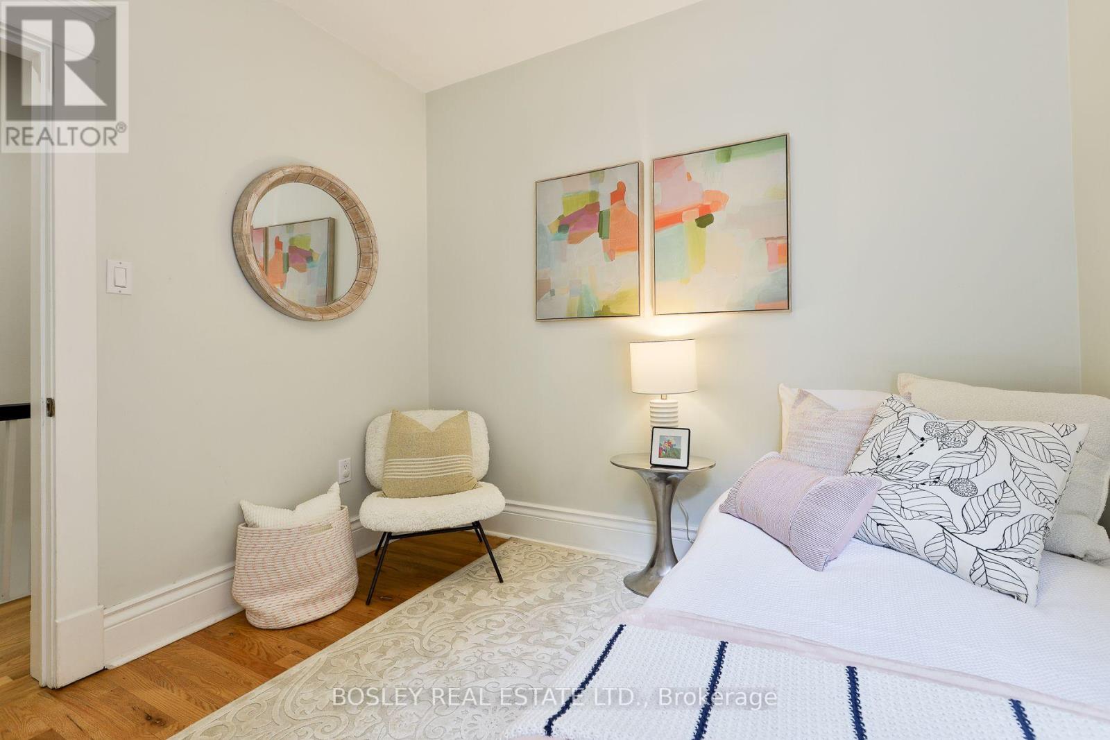 27 MOUNTNOEL AVENUE - Image 32