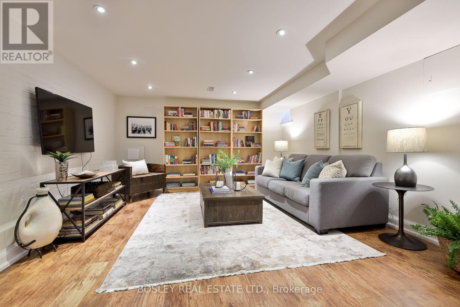 27 MOUNTNOEL AVENUE - 37