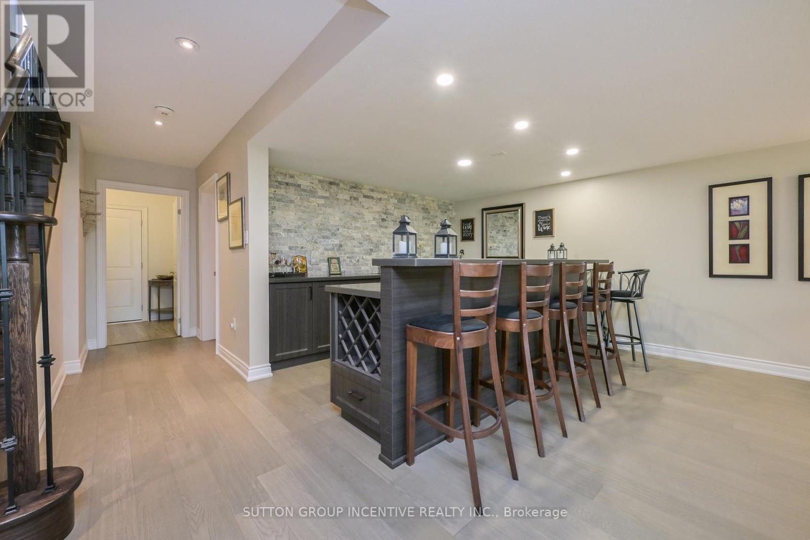 4 WESTMOUNT DRIVE - Image 31
