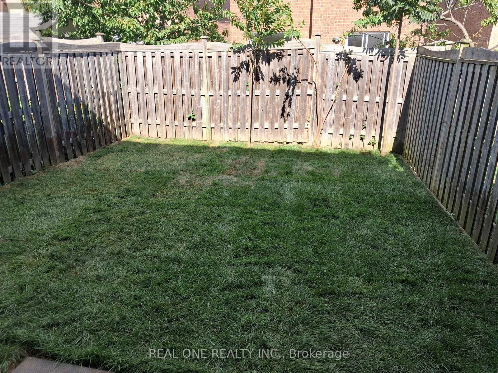 68 MAFFEY CRESCENT - 26