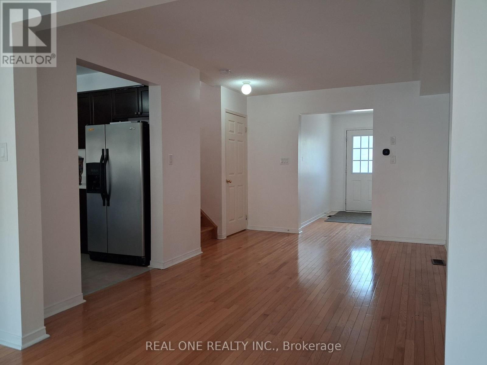 68 MAFFEY CRESCENT - 3