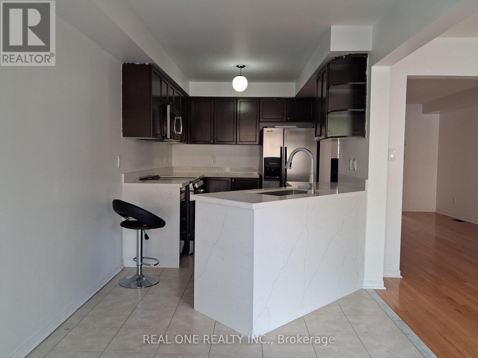 68 MAFFEY CRESCENT - 8