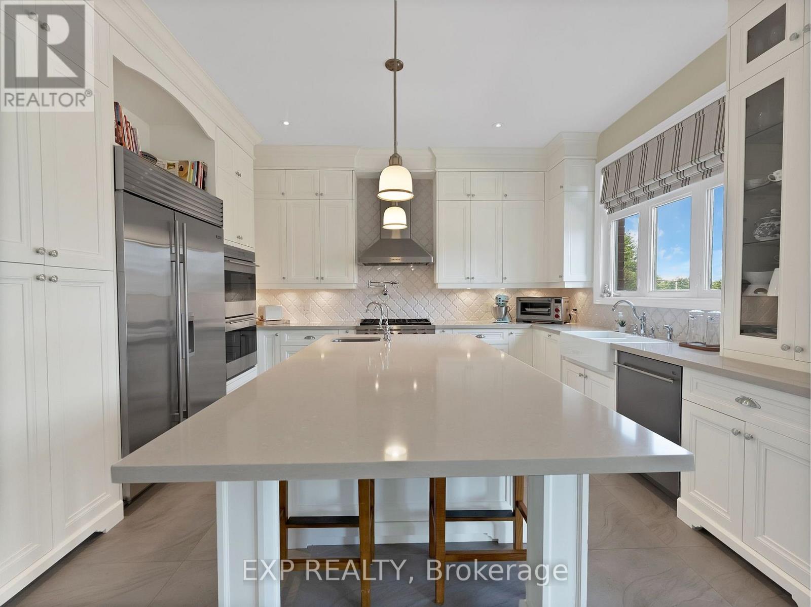 85 ROYAL WEST ROAD - 14