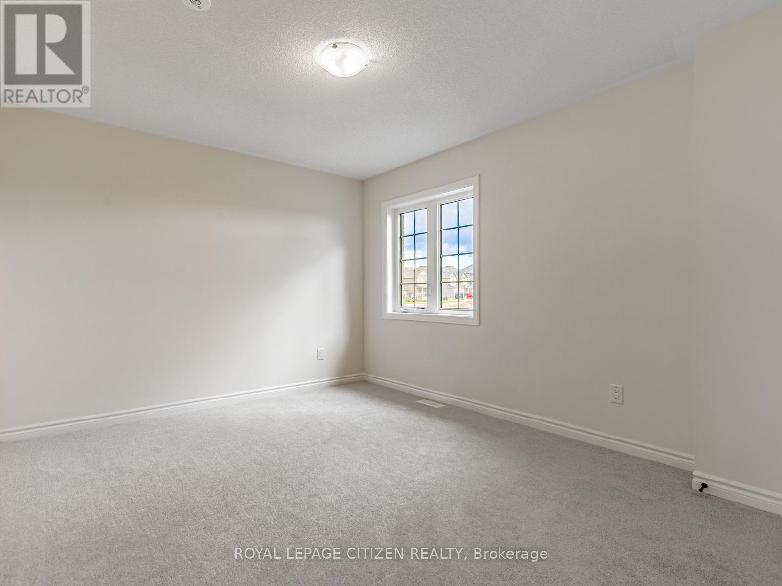 63 FENN CRESCENT - Image 19