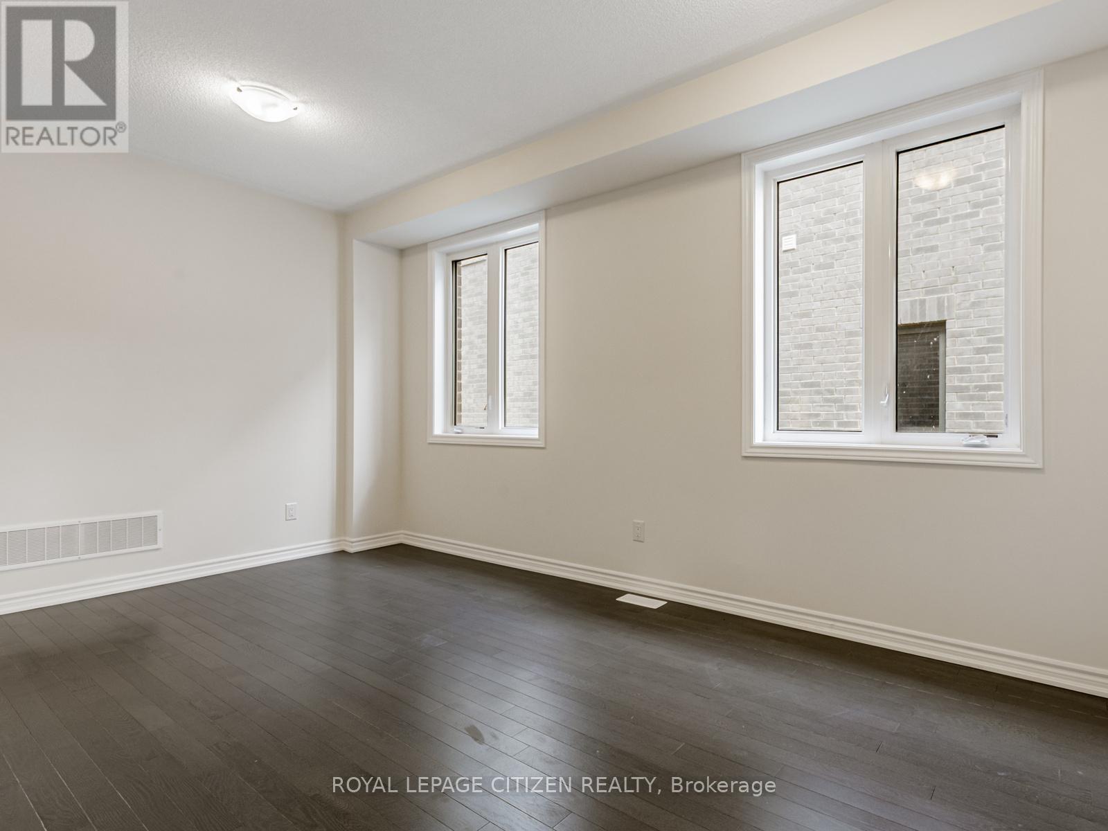 63 FENN CRESCENT - Image 7