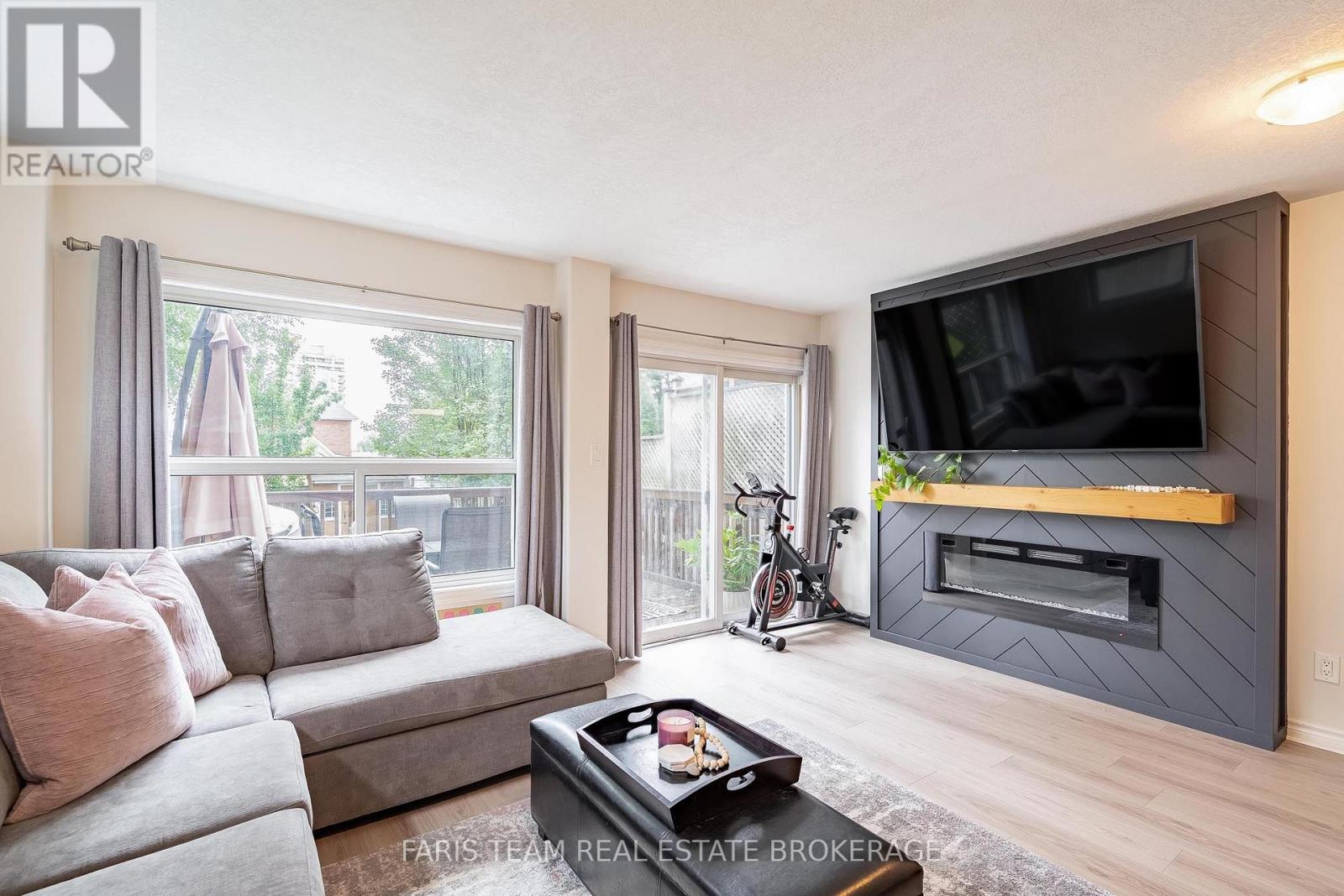 79 SANFORD STREET - Image 13