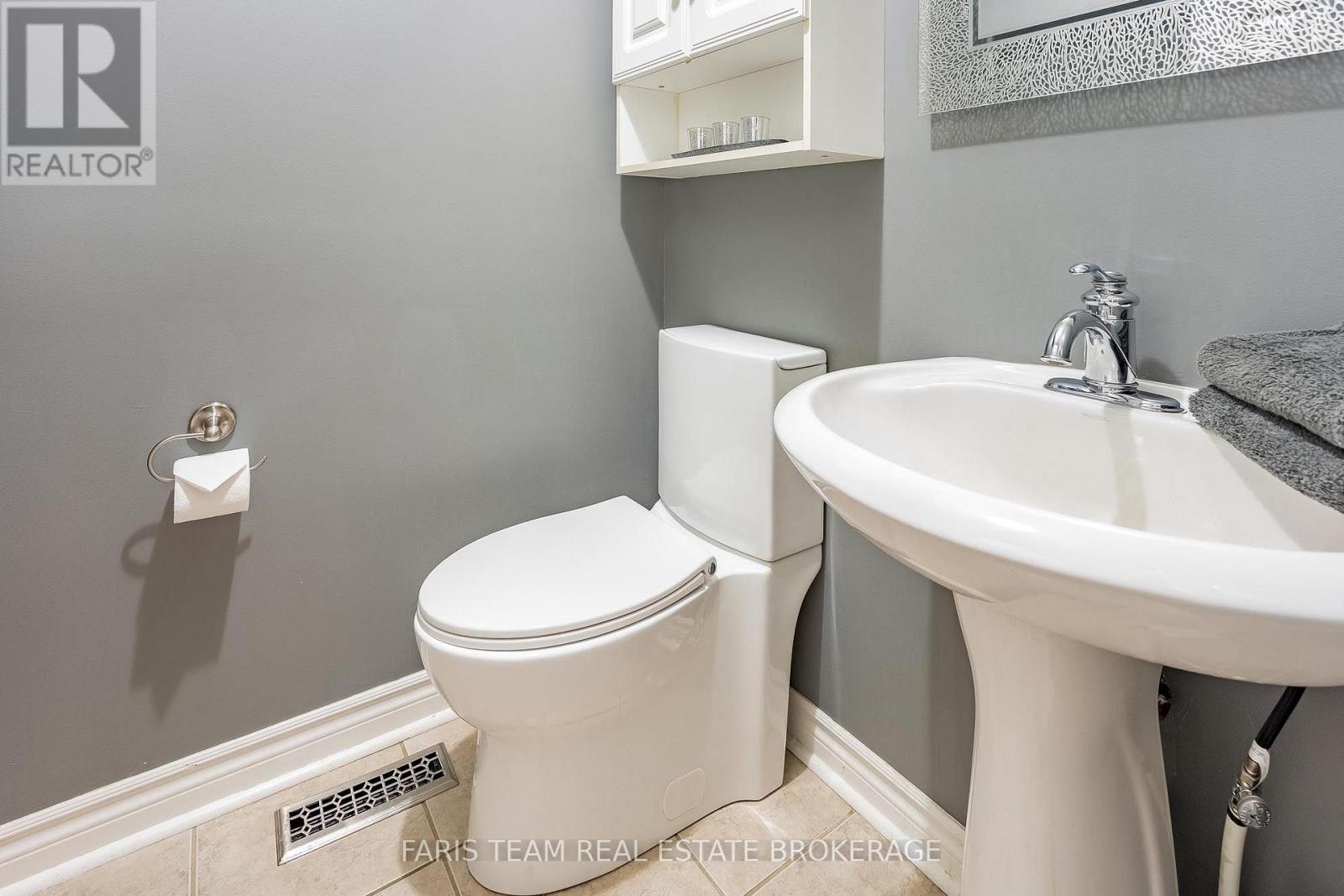 79 SANFORD STREET - Image 15