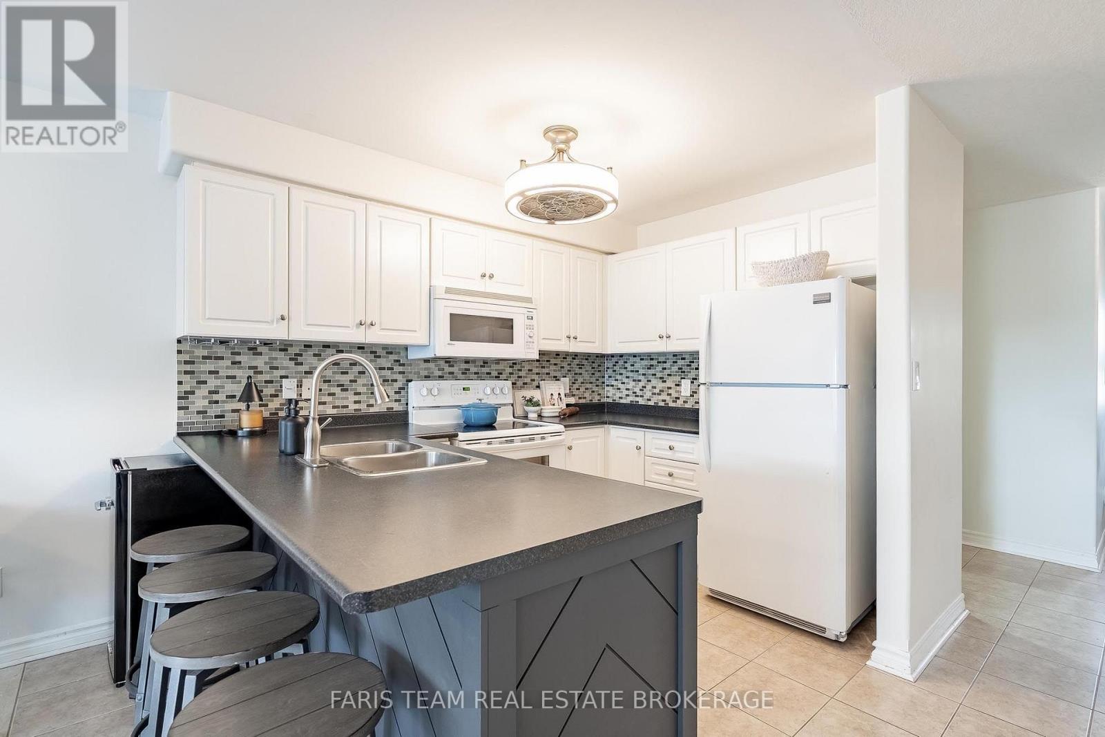 79 SANFORD STREET - 4