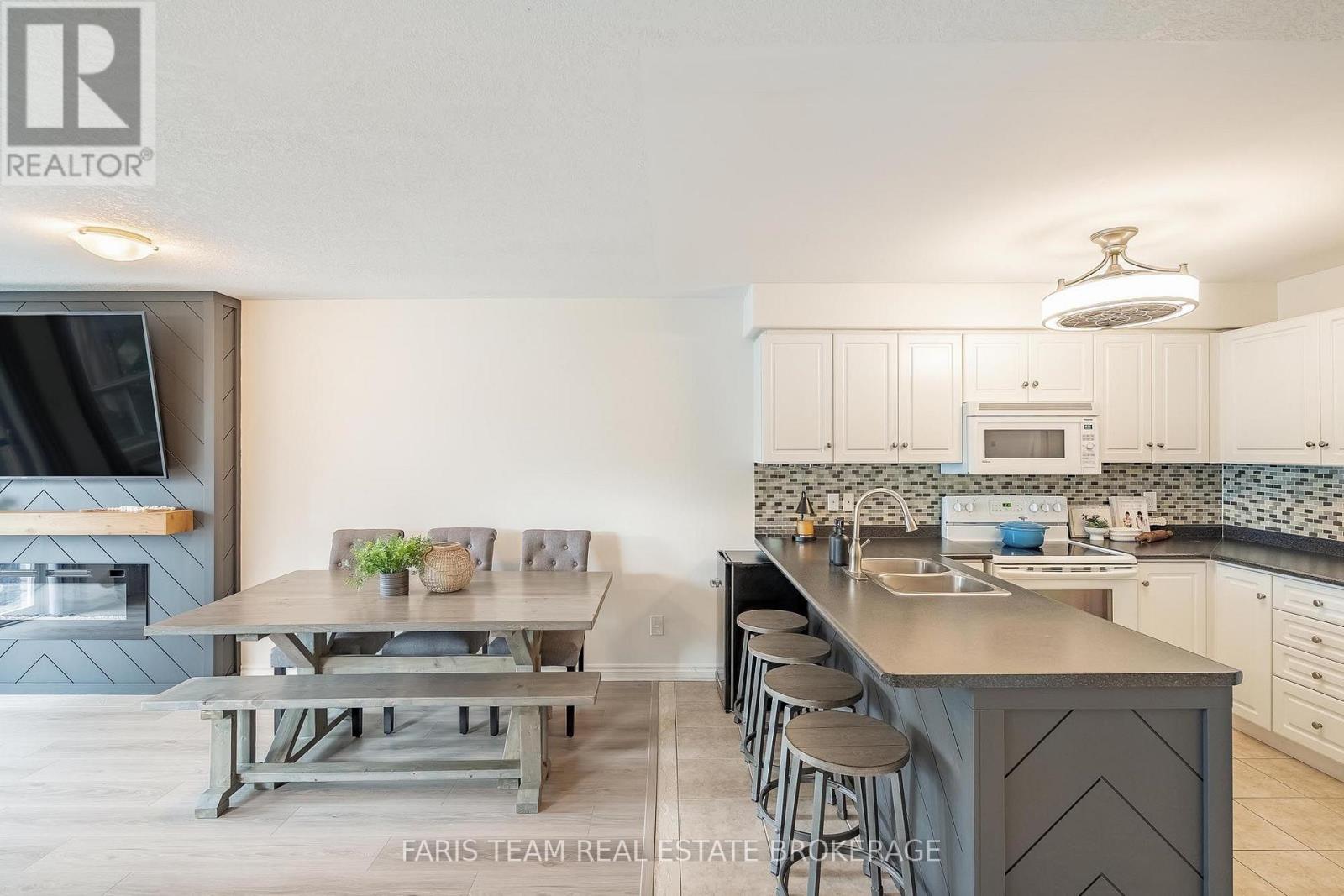 79 SANFORD STREET - Image 9