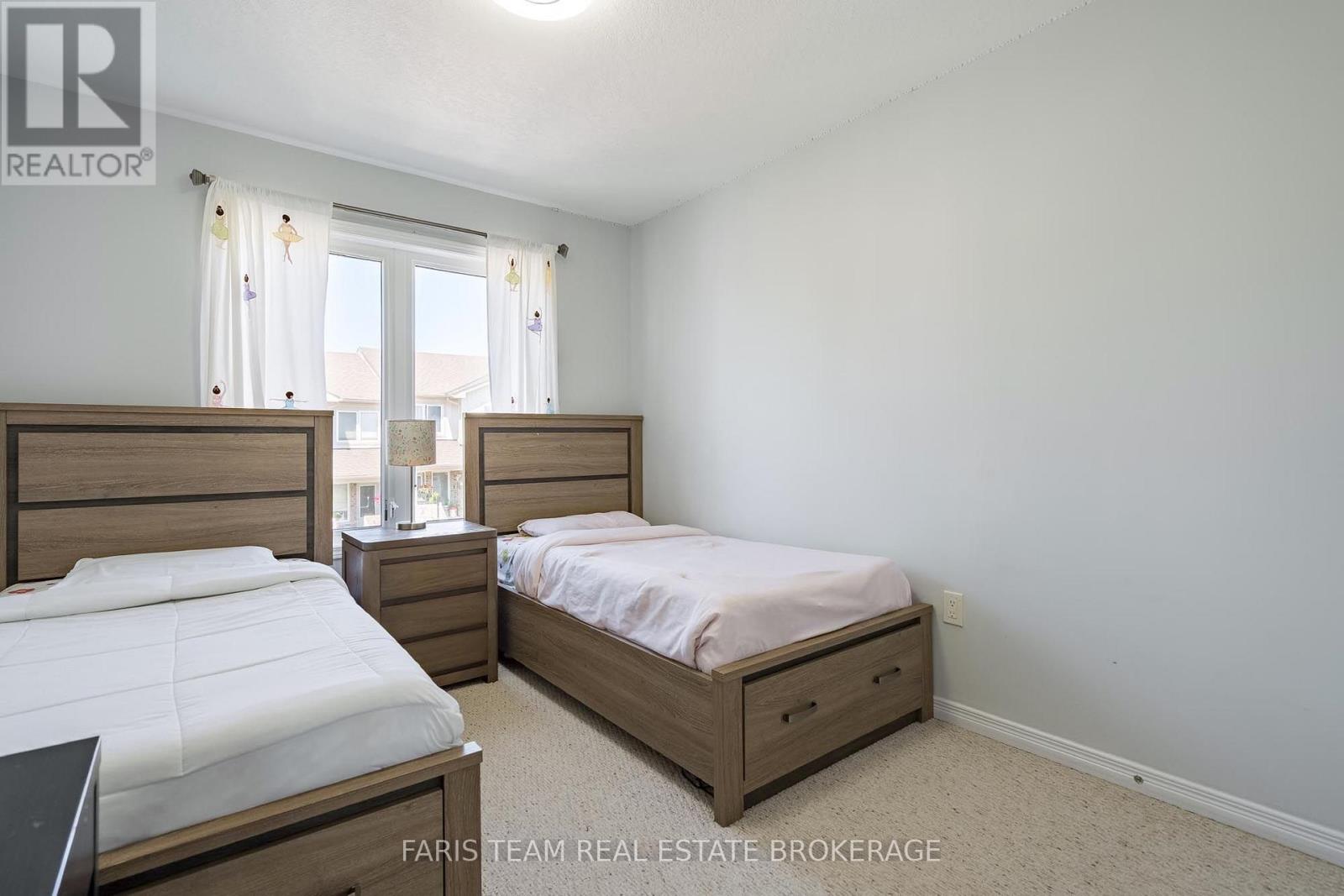 #48 75 PRINCE WILLIAM WAY - Image 20