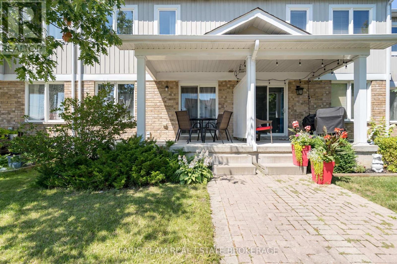 #48 75 PRINCE WILLIAM WAY - 28