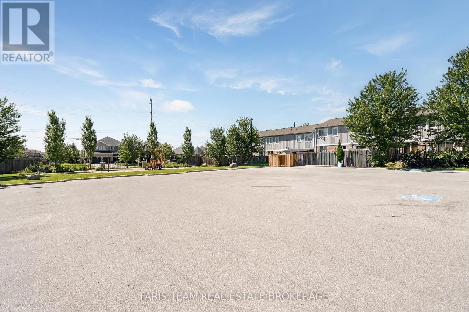 #48 75 PRINCE WILLIAM WAY - 36