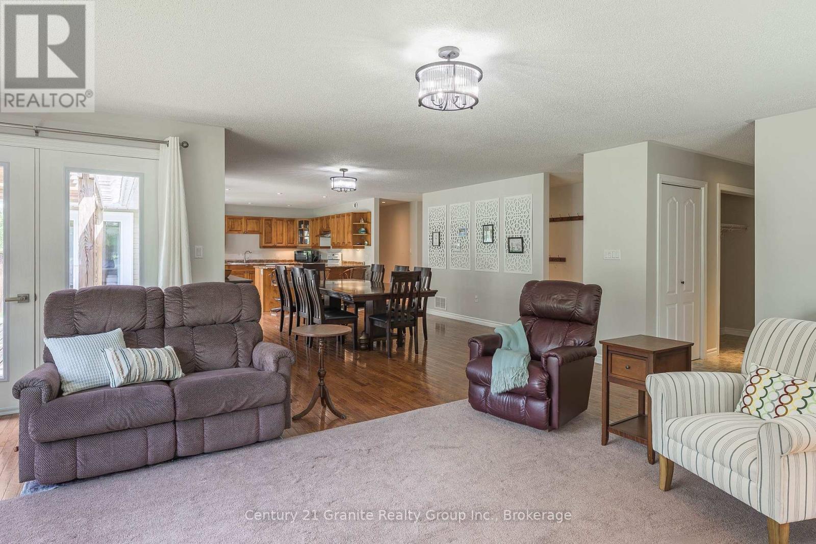49 SANCAYNE STREET - Image 16