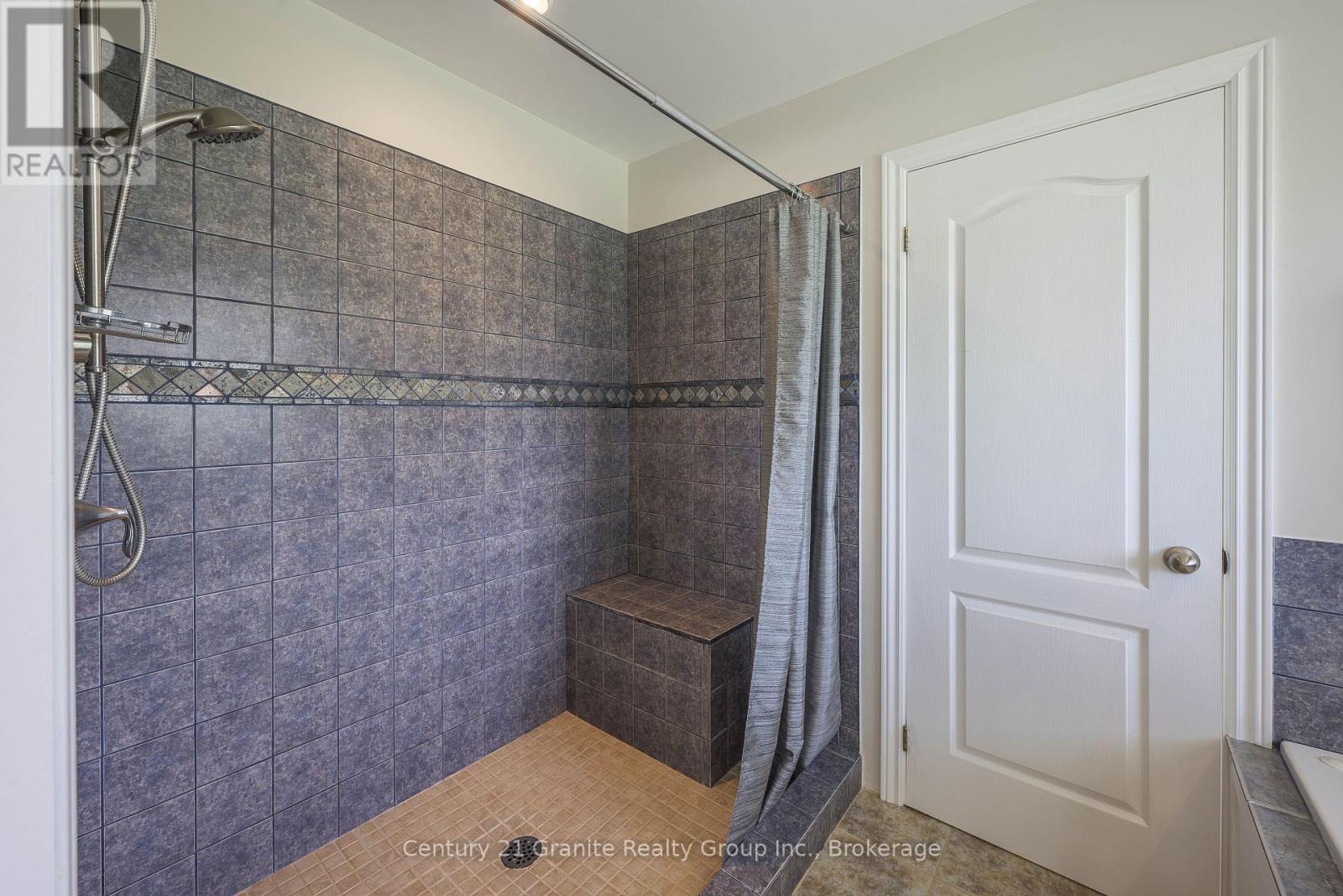 49 SANCAYNE STREET - 22