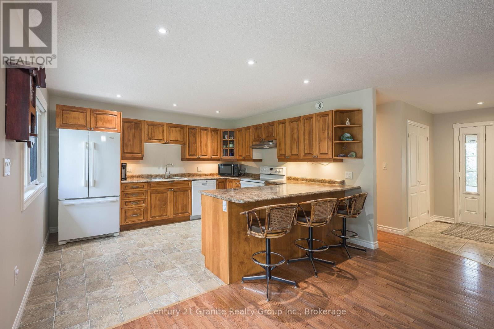 49 SANCAYNE STREET - 5