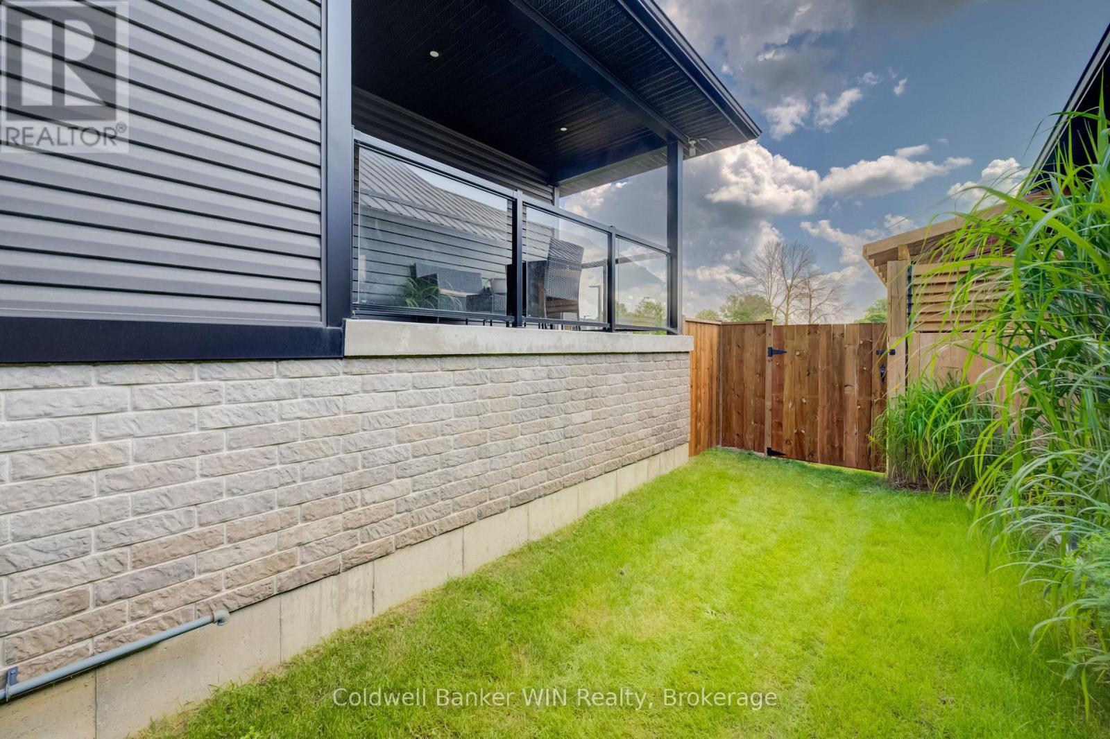 430 WELLINGTON STREET E - 35