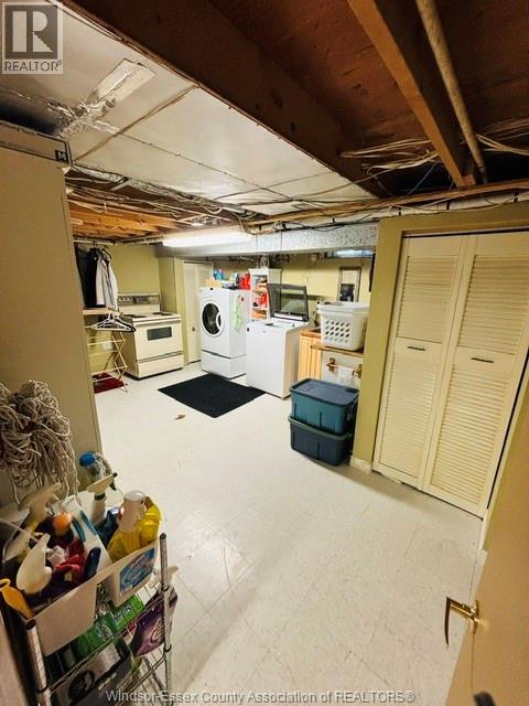 8285 MALDEN ROAD - Image 37