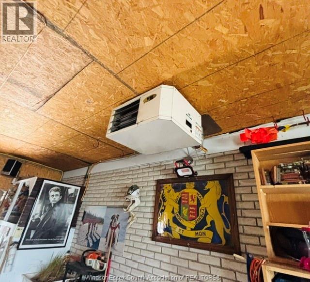8285 MALDEN ROAD - 43
