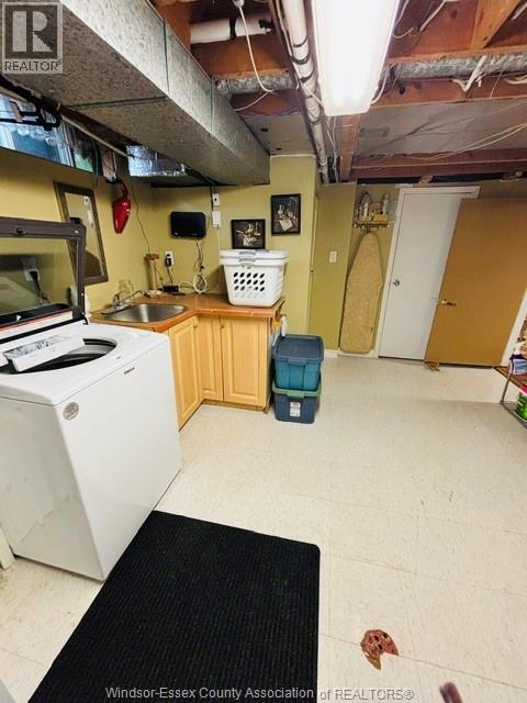 8285 MALDEN ROAD - 38