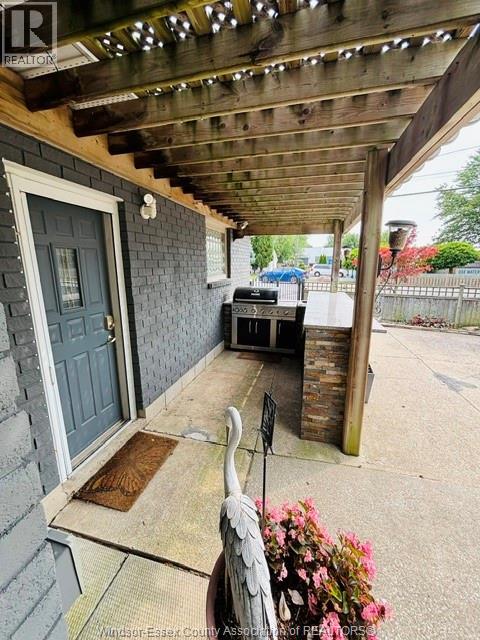 8285 MALDEN ROAD - 39