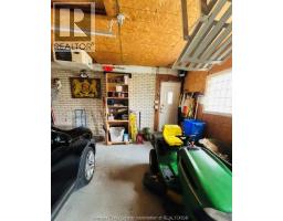 8285 Malden Road, Lasalle, ON N9J2V5 Photo 42