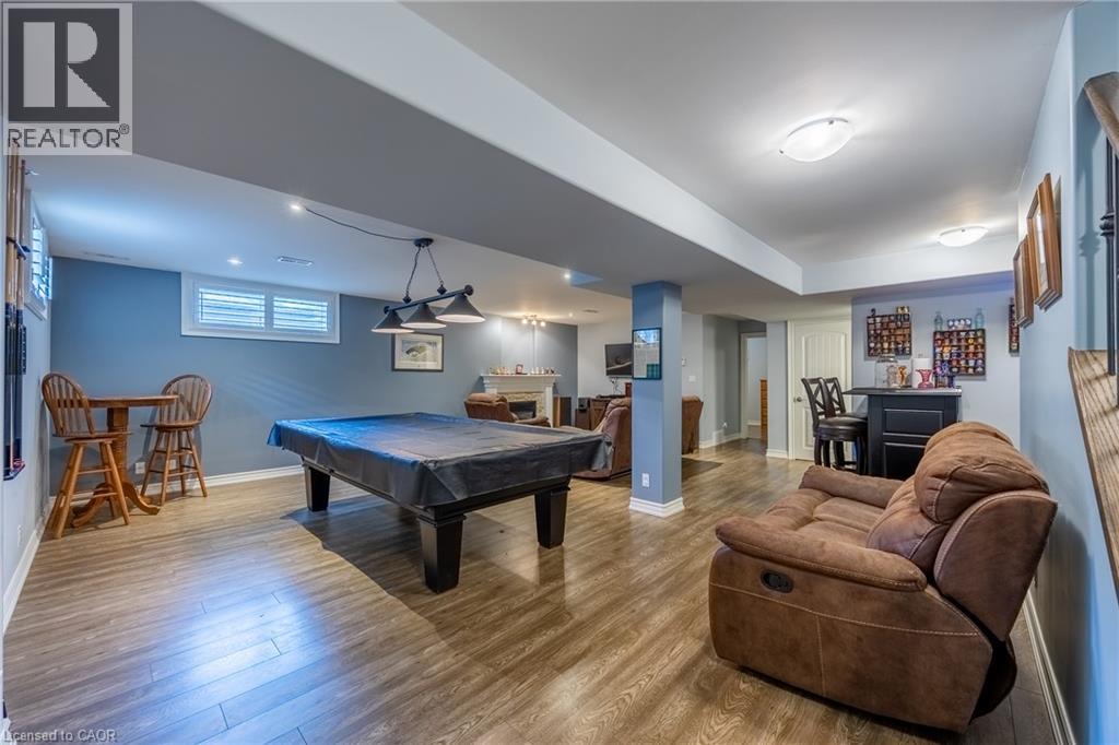 15 HURLEY Court - 16