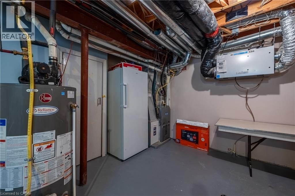 15 HURLEY Court - 21