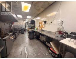 103 - 400 Dundas Street, Mississauga, ON L5A1X5 Photo 11