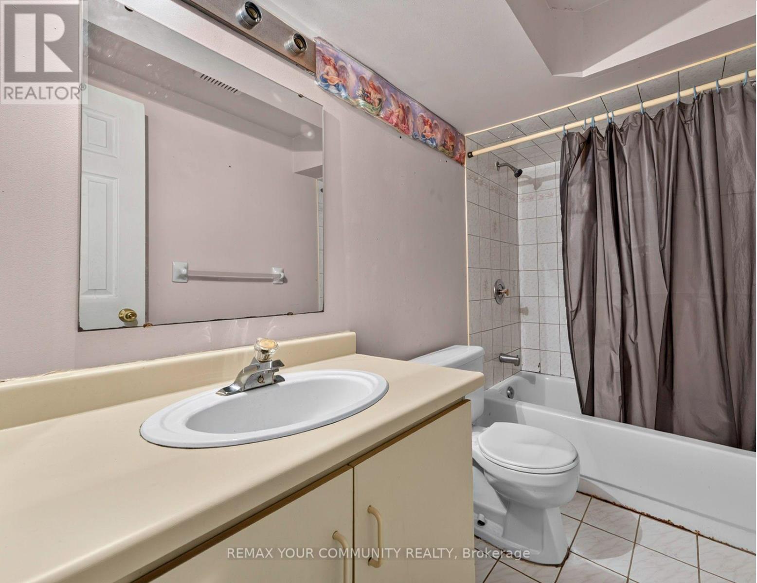 74 RICHVALE DRIVE - 29