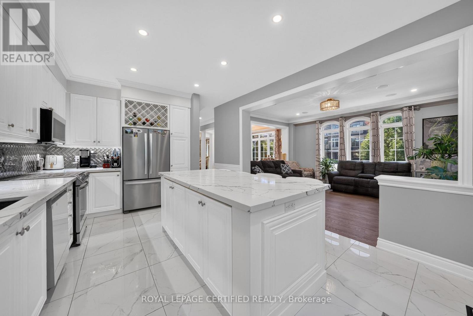 2561 GRAND OAK TRAIL - 22
