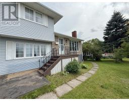 4 Braemar Crescent thumbnail 32