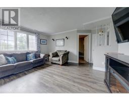 4 Braemar Crescent thumbnail 7