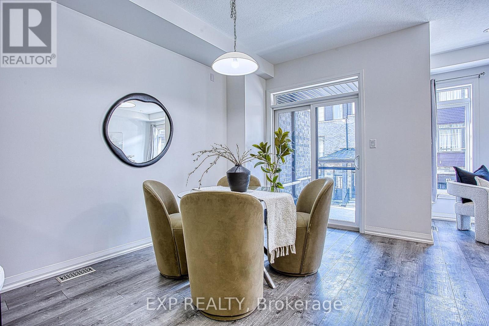 #25 5000 CONNOR DRIVE - Image 11