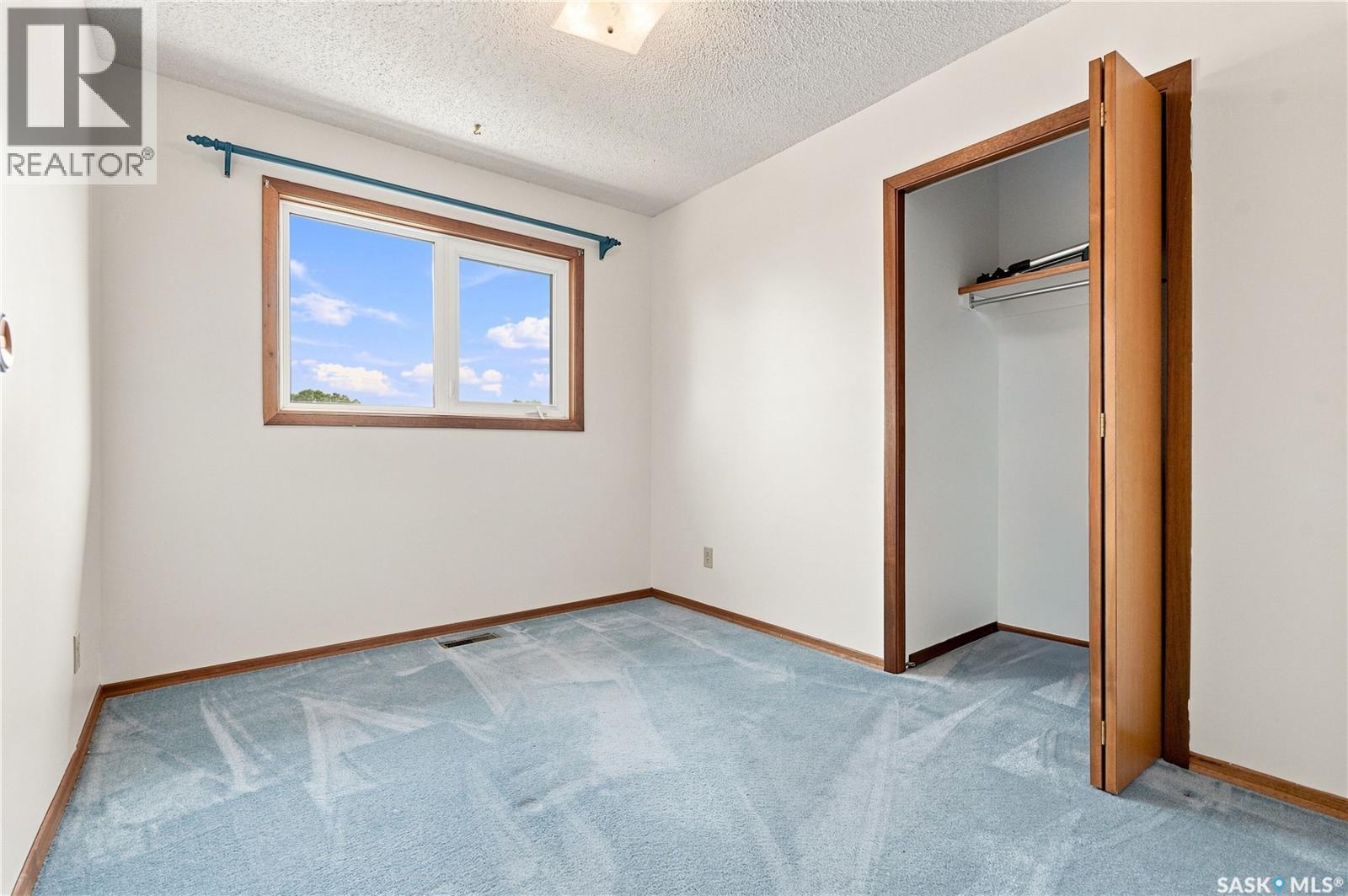 202 Stacey COURT - Image 14