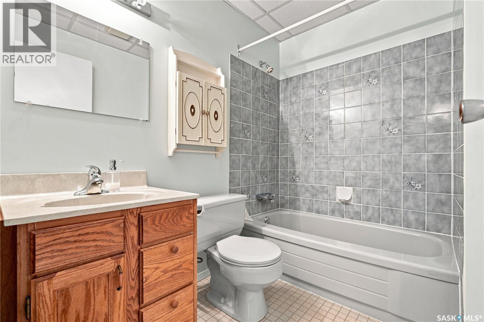 202 Stacey COURT - Image 26