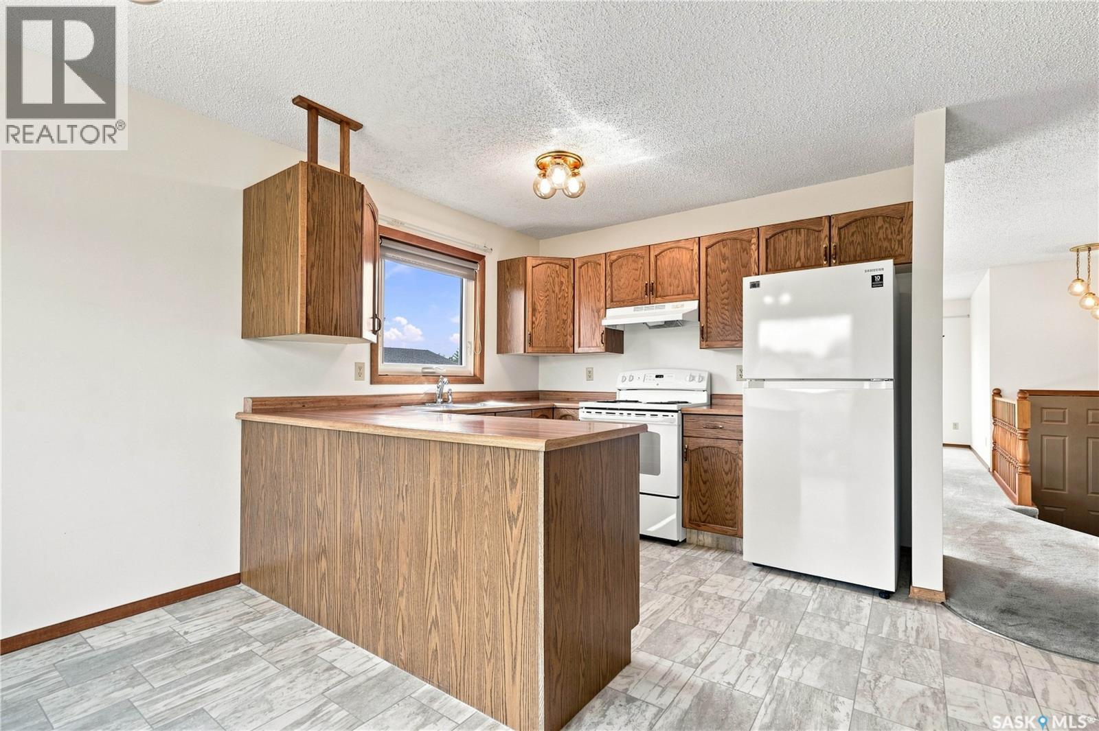 202 Stacey COURT - Image 8