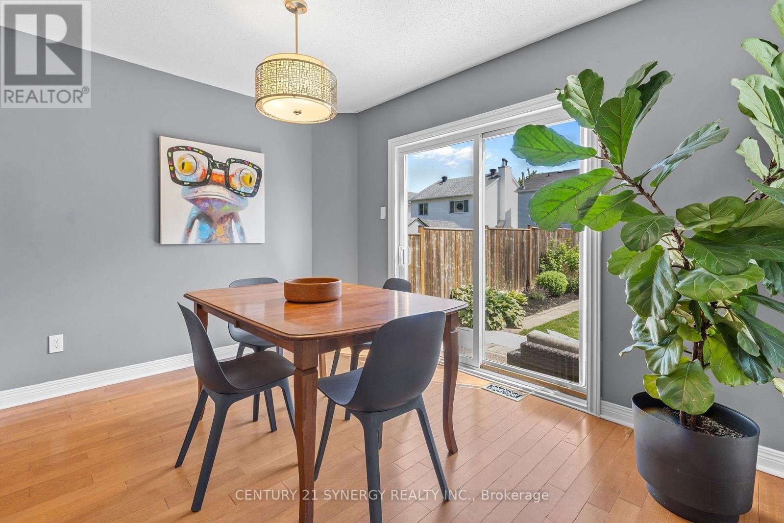 3 Bed, 3 Bath House for Sale in Ottawa – 596 DEANCOURT CRESCENT, Ottawa – MLS# X13586928 - Image 23