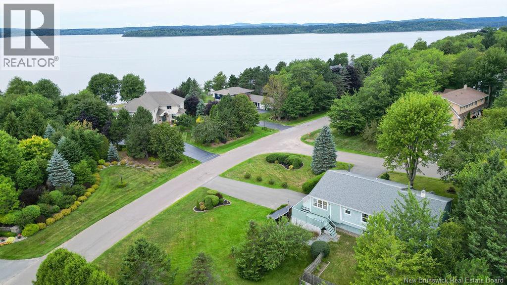 18 Garrison Drive - 50