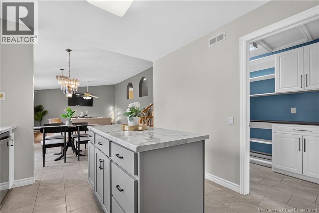 65 Rue Acadie - Image 13