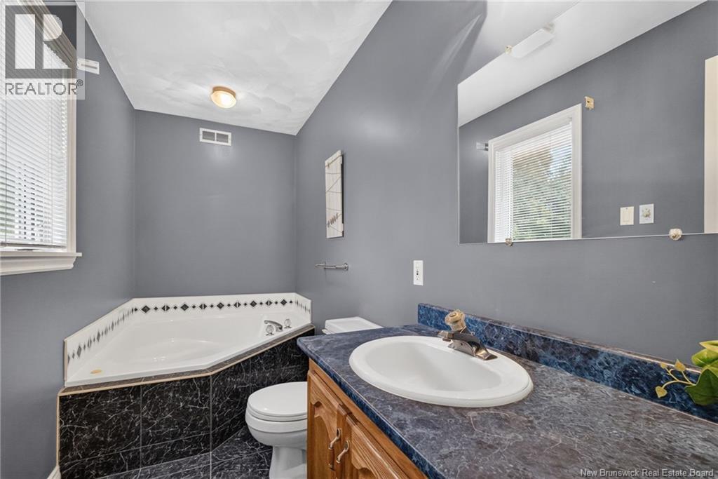 65 Rue Acadie - Image 34