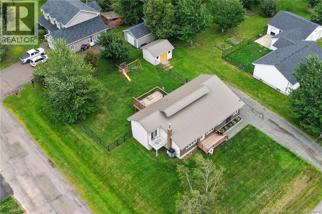 65 Rue Acadie - Image 6